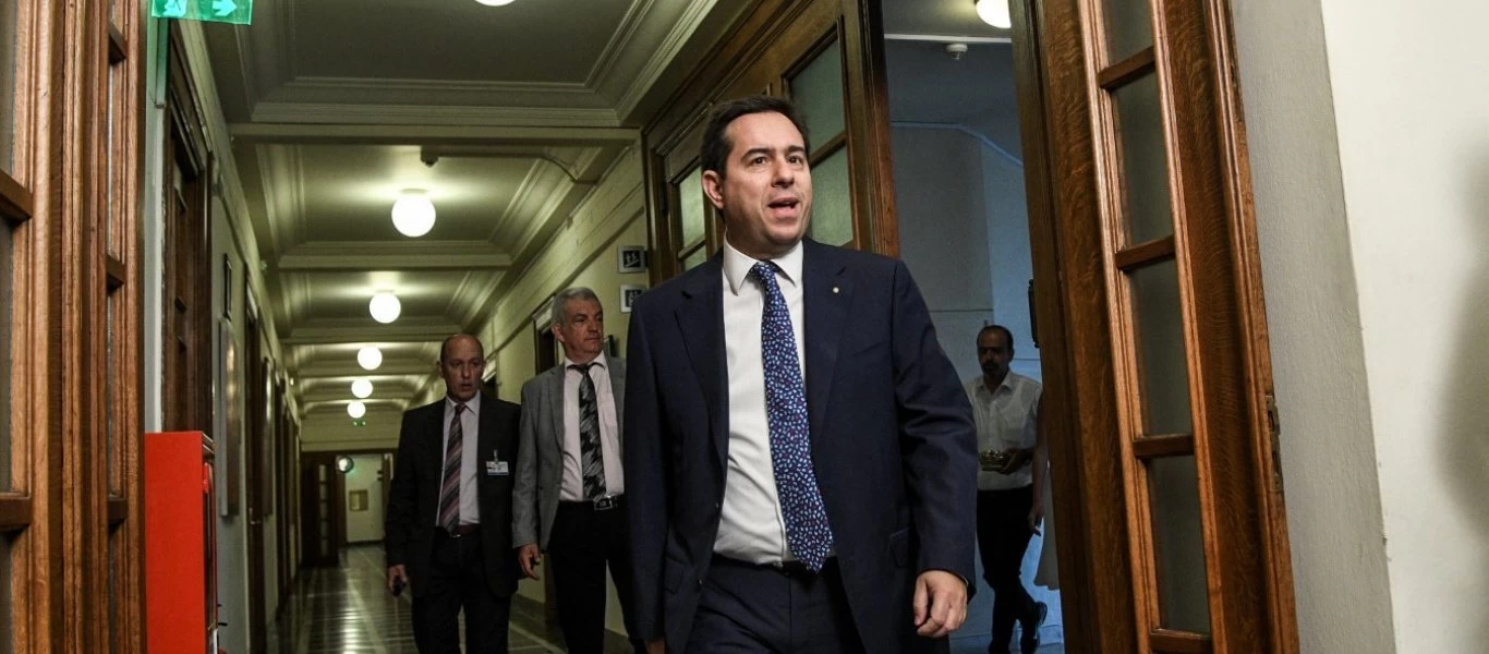 Ν.Μηταράκης: «Παγώνουν οι επιτάξεις στα νησιά έως την Παρασκευή - Ζητάμε διάλογο με τους κατοίκους» - Η πρώτη υποχώρηση